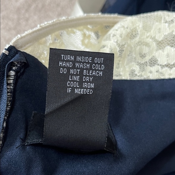 TeezeMe Blue White Lace Party Dress Size 9/10 - Picture 10 of 10